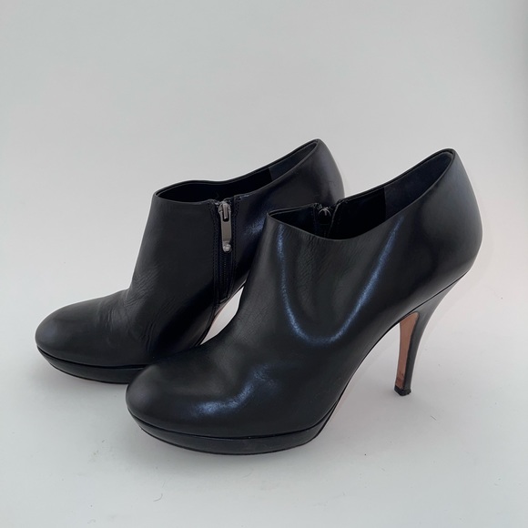 Via Spiga Sheri Black Leather Heeled Ankle Booties, Size 8 - Picture 4 of 8